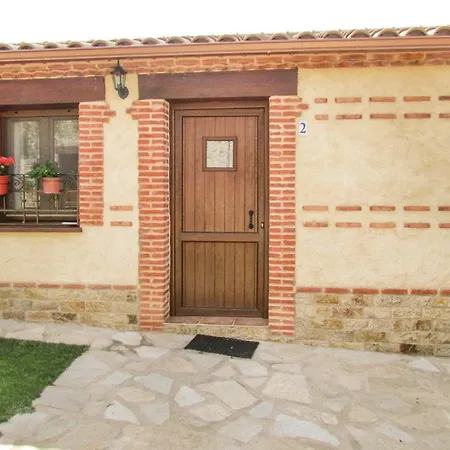 Nice In Aldeanue, De La Sierra With Kitchen Holiday home