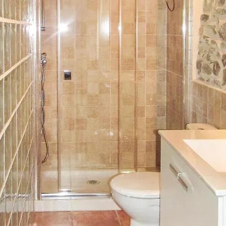 Holiday home Nice In Aldeanue, De La Sierra With Kitchen Aldeanueva de la Sierra